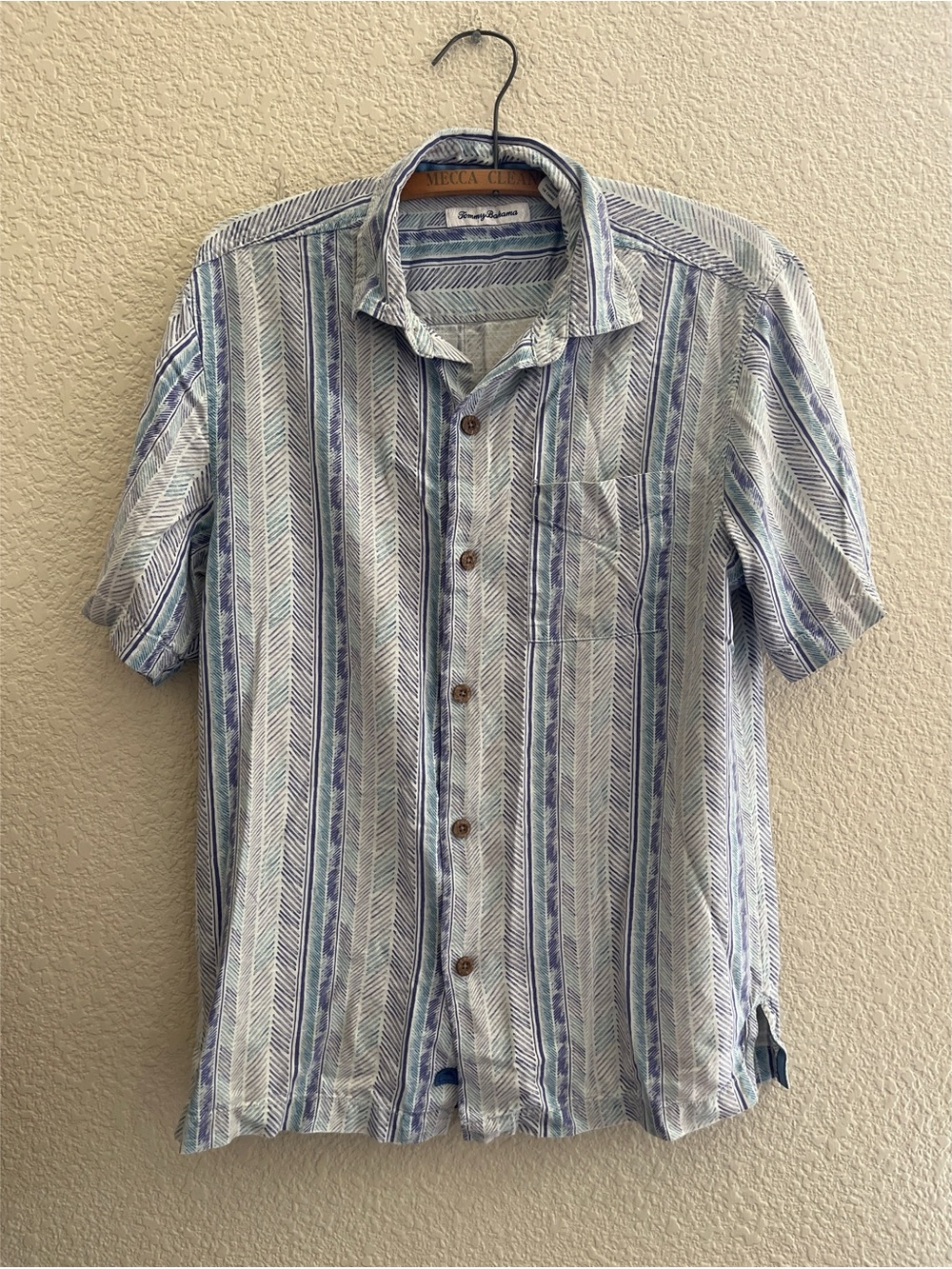 Tommy Bahama Silk Button Down Men’s Size Small
